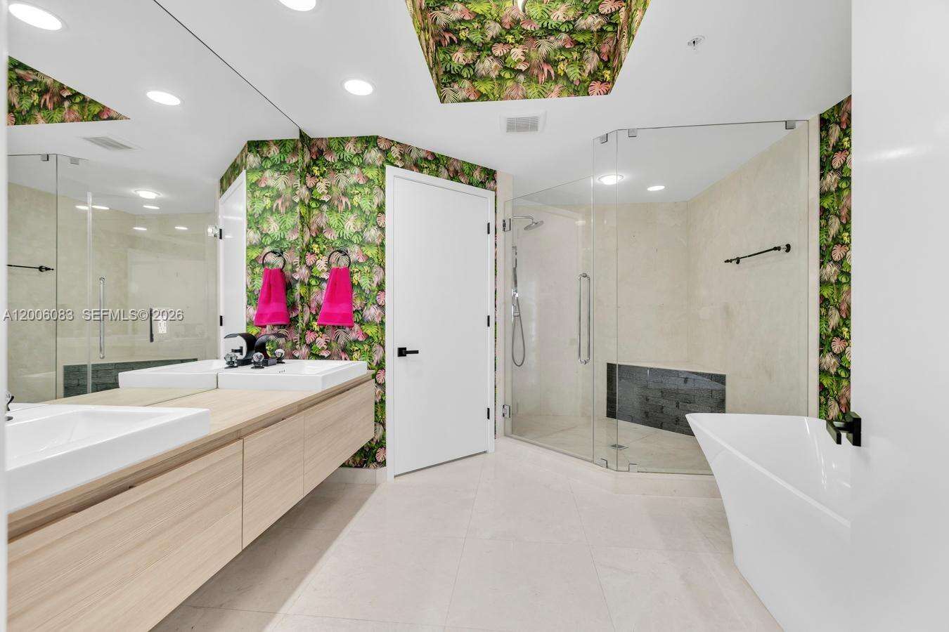 Marina Palms Residences South | Unit #909 Unit #909 | Picture 12