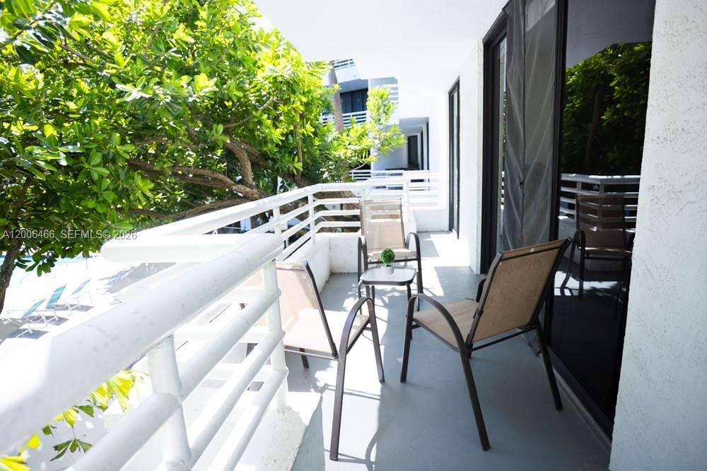 Parc Central Aventura East | Unit #214 Unit #214 | Picture 12