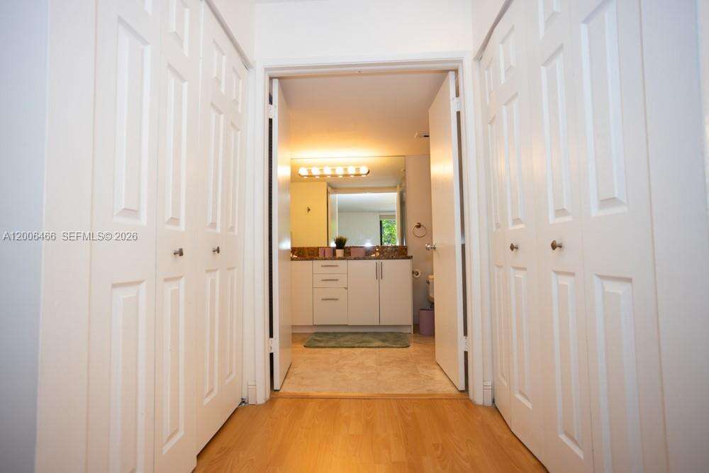 Parc Central Aventura East | Unit #214 Unit #214 | Picture 5