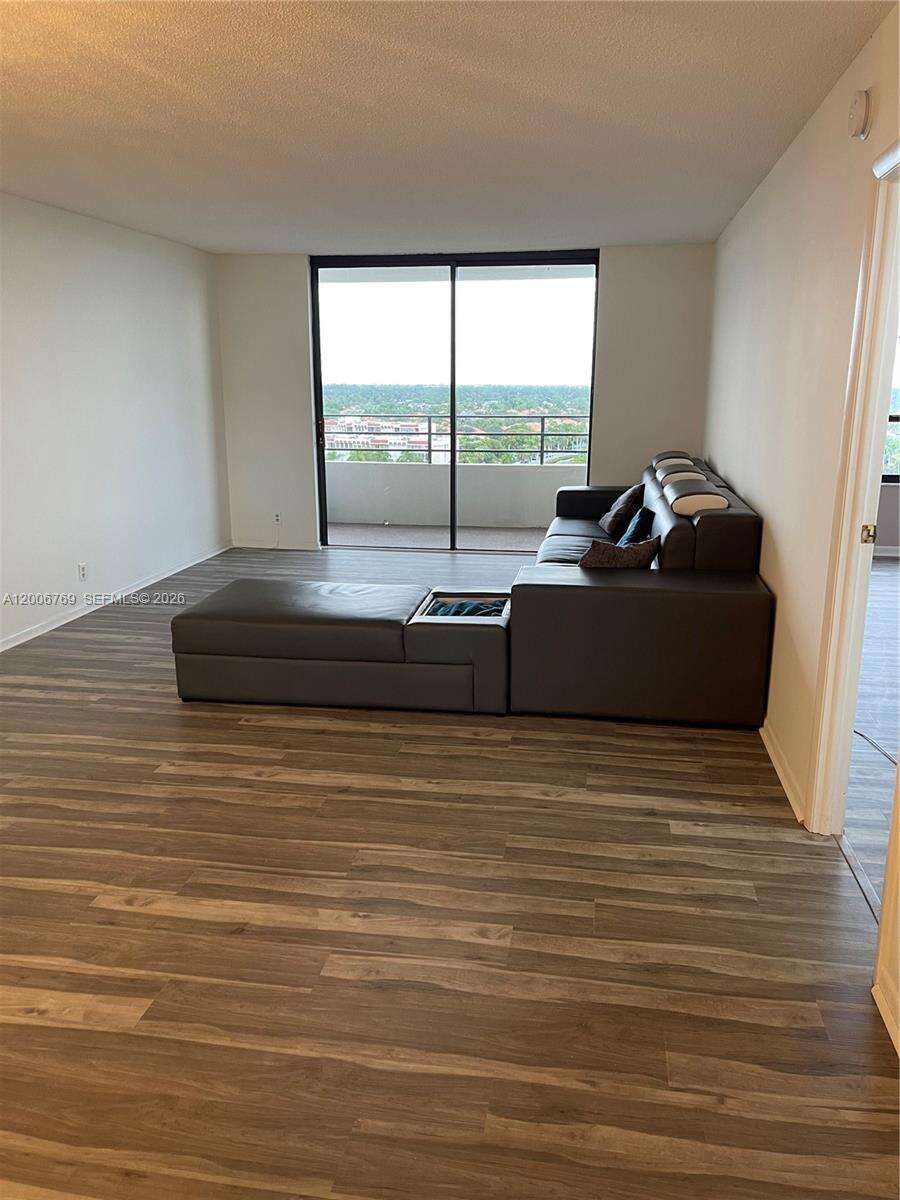 The Olympus Condo Phase B | Unit #1102 Unit #1102 | Picture 15