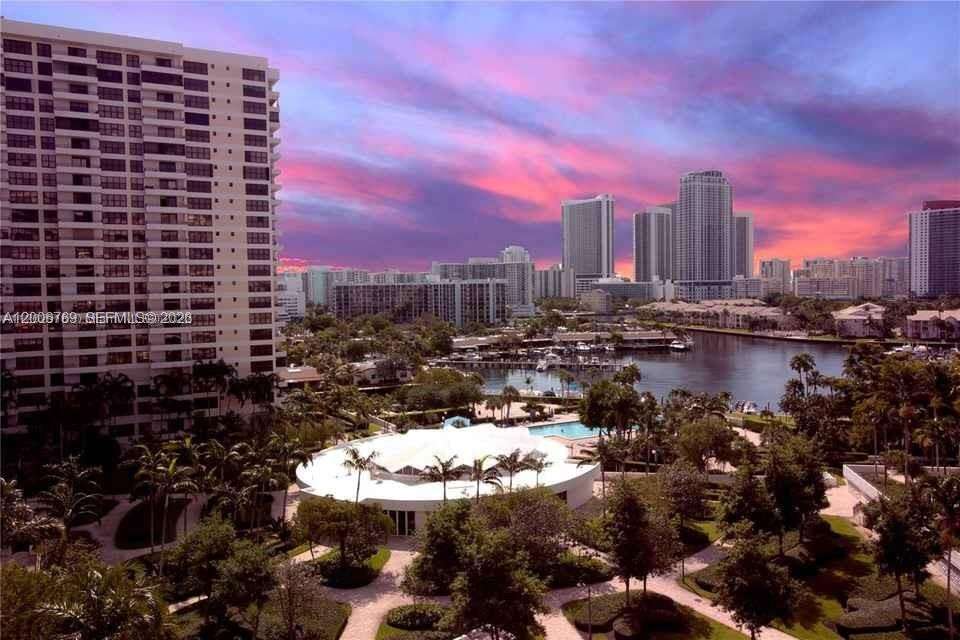 The Olympus Condo Phase B | Unit #1102 Unit #1102 | Picture 3