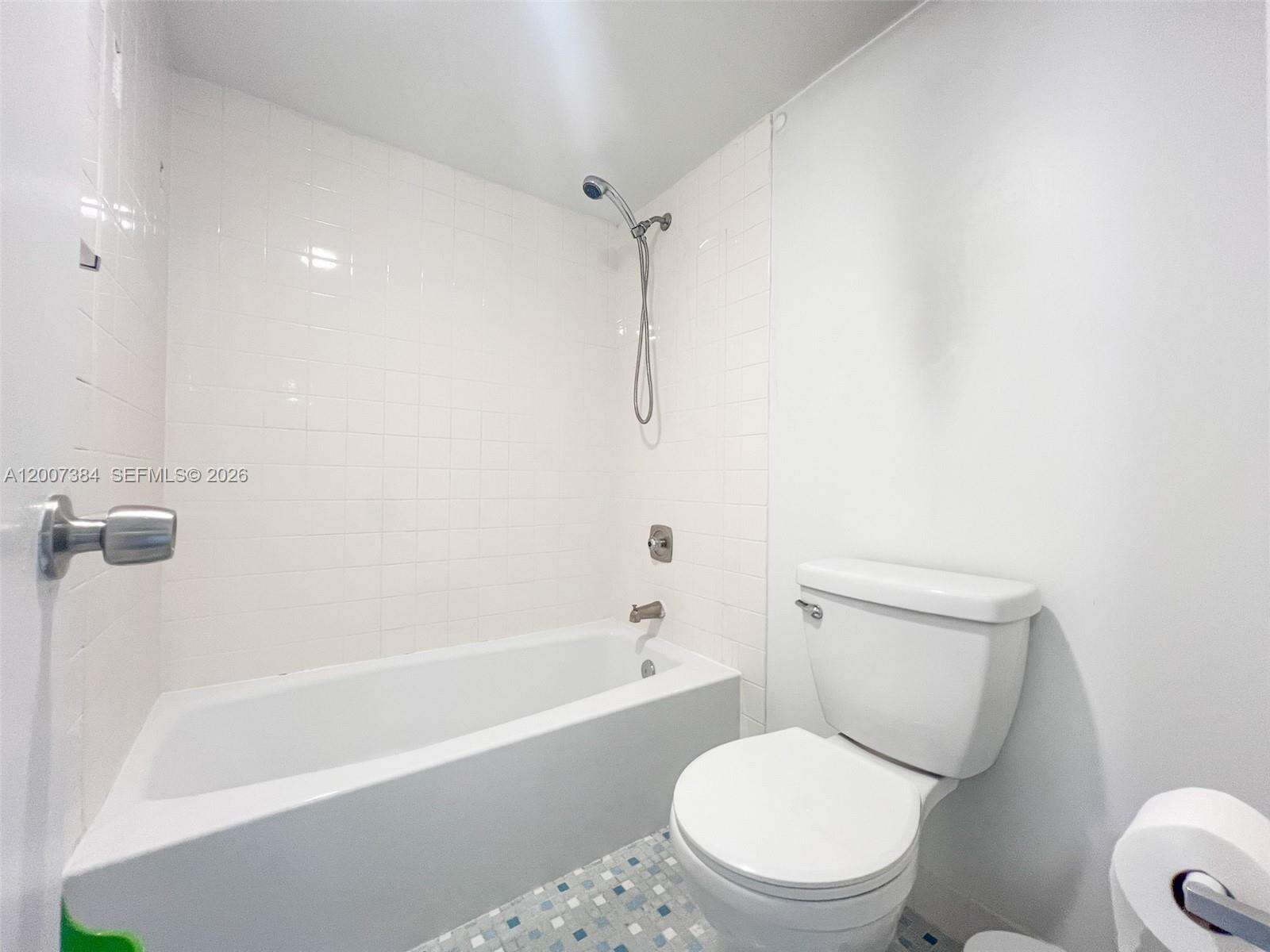No 104 Palm Aire Country Club Apts | Unit #506 Unit #506 | Picture 34