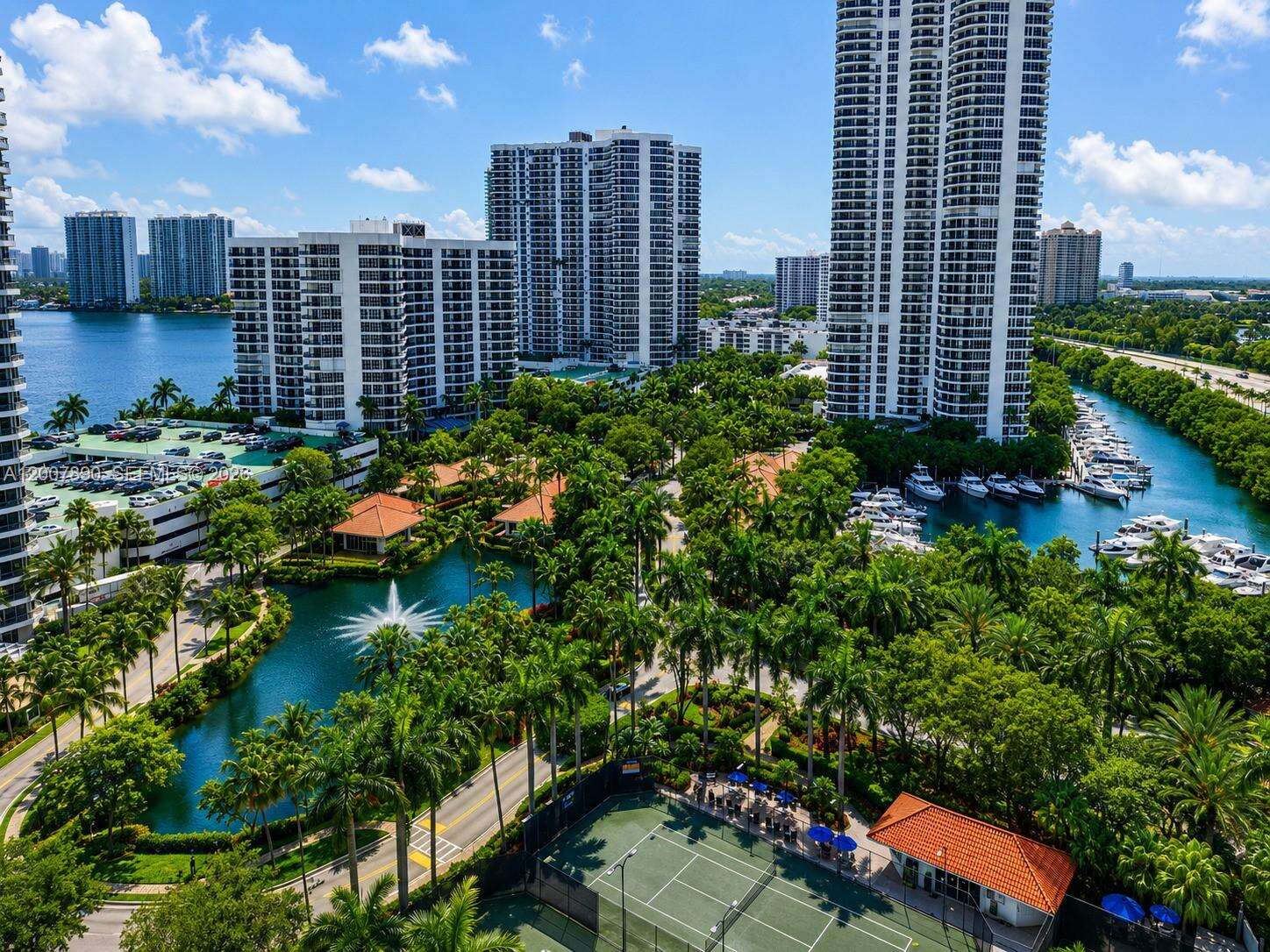 Mystic Pointe Condo No Two | Unit #1503 Unit #1503 | Picture 2
