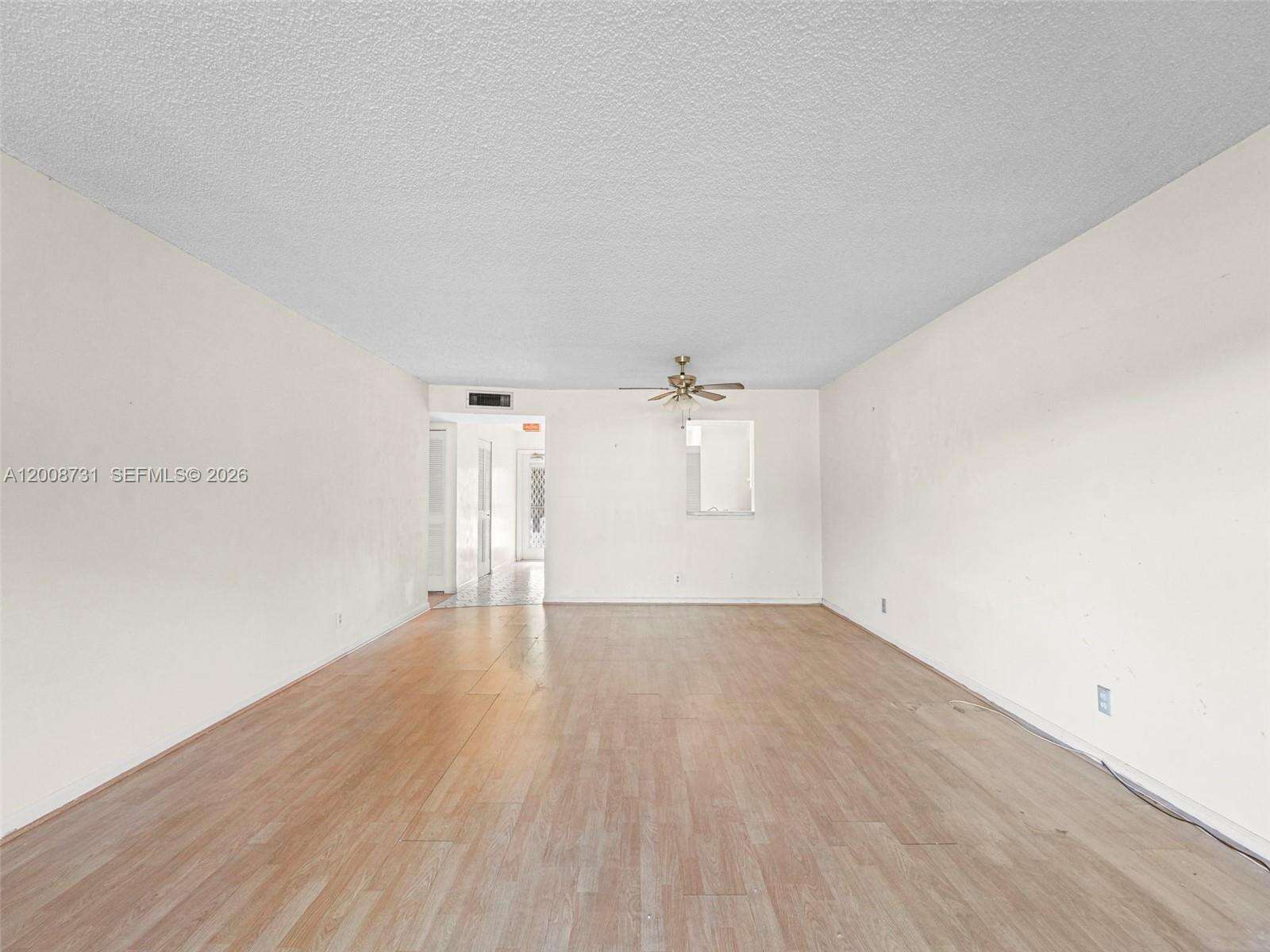 Palm Lakes | Unit #102 Unit #102 | Picture 13