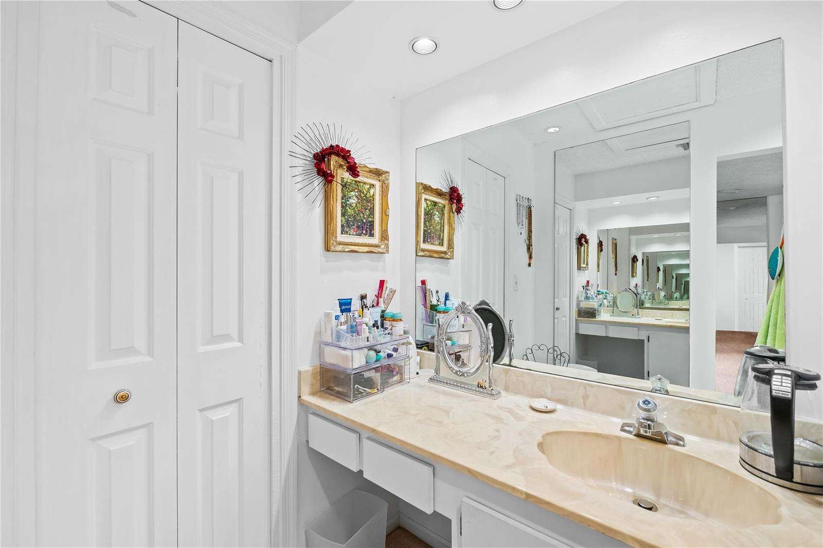Tor Palm Townhouses | Unit #201 Unit #201 | Picture 17