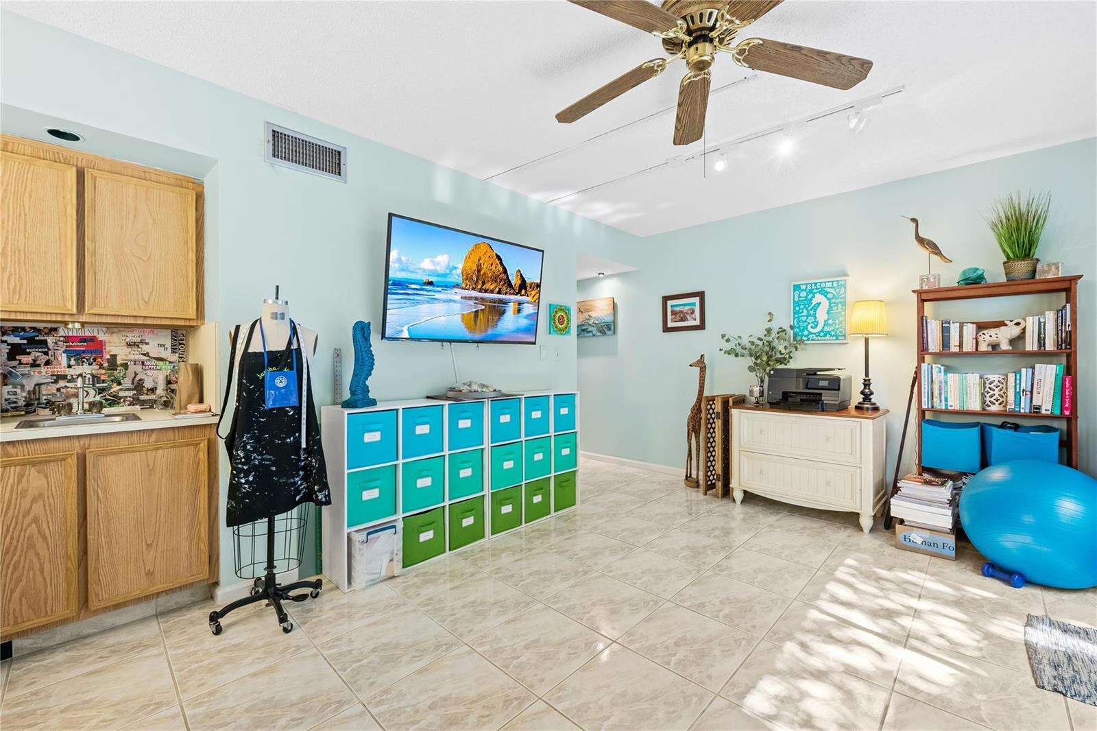 Tor Palm Townhouses | Unit #201 Unit #201 | Picture 19