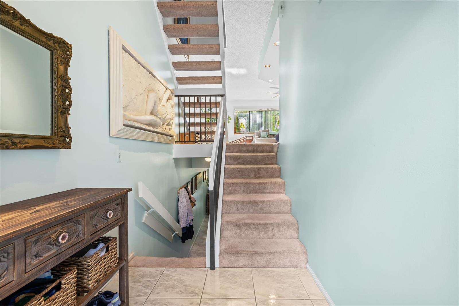 Tor Palm Townhouses | Unit #201 Unit #201 | Picture 3