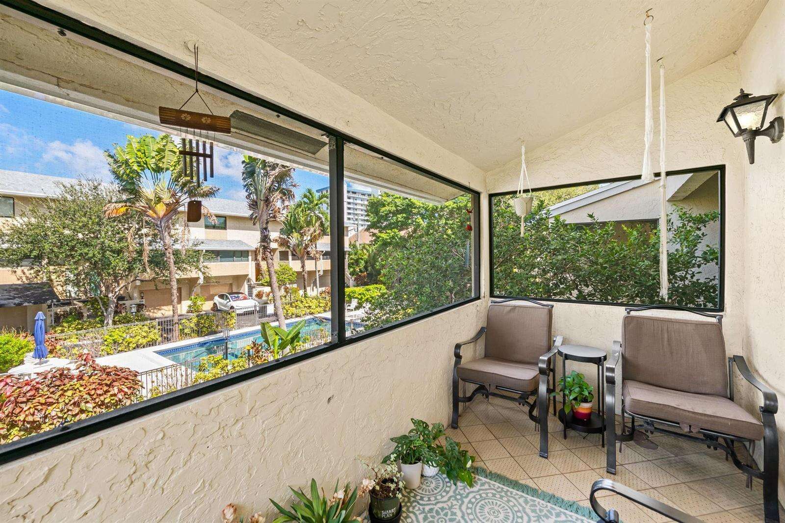 Tor Palm Townhouses | Unit #201 Unit #201 | Picture 7