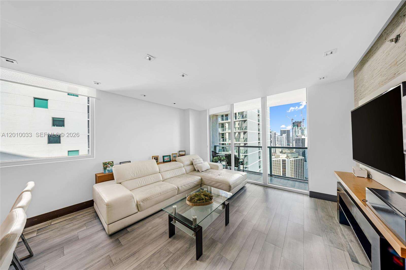 500 Brickell East | Unit #3707 Unit #3707 | Picture 6