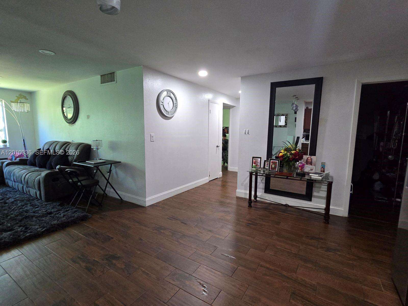 Naranja Lakes Condo No 5 | Unit #D2H Unit #D2H | Picture 3