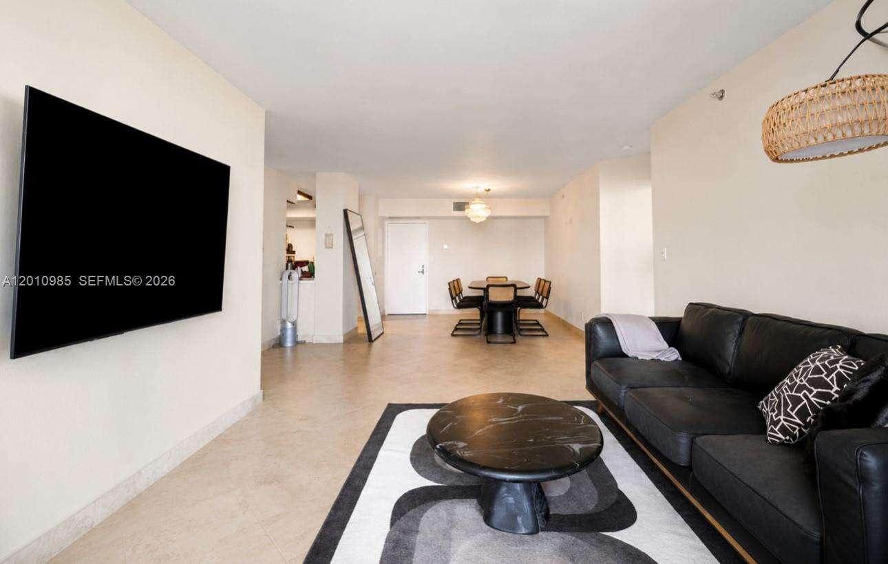 Mystic Pointe Condo No One | Unit #1209 Unit #1209 | Picture 7
