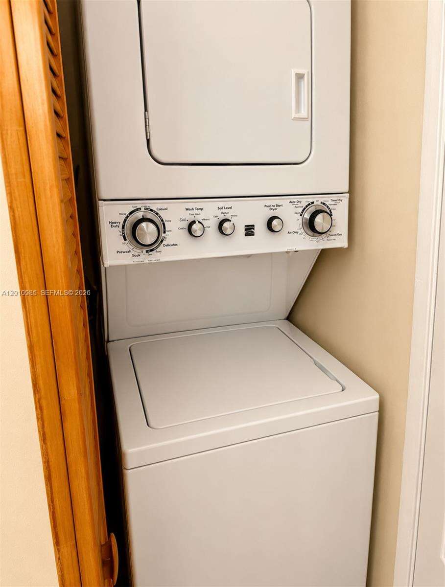 Mystic Pointe Condo No One | Unit #1209 Unit #1209 | Picture 9