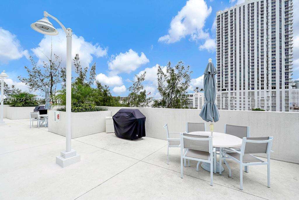1800 Biscayne Plaza | Unit #306 Unit #306 | Picture 19