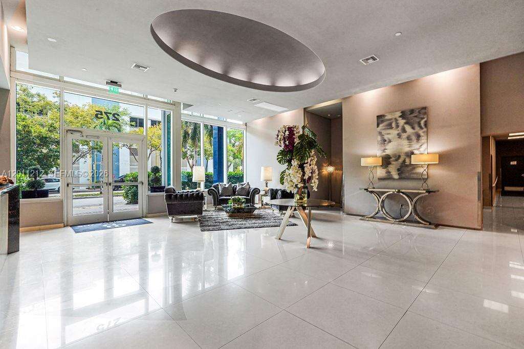 1800 Biscayne Plaza | Unit #306 Unit #306 | Picture 20