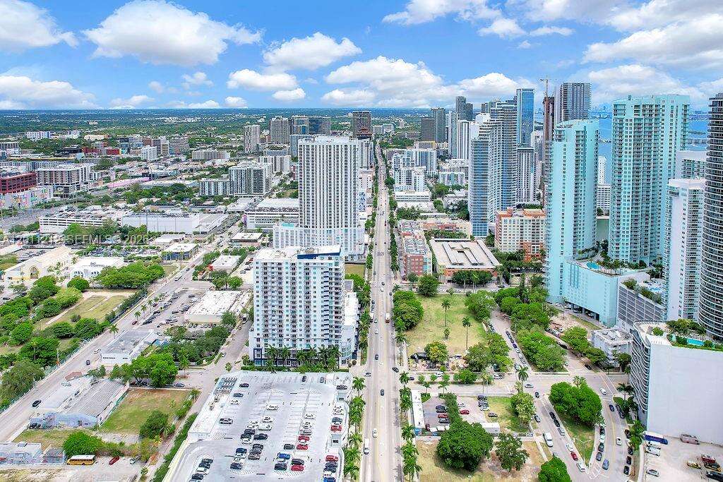 1800 Biscayne Plaza | Unit #306 Unit #306 | Picture 23