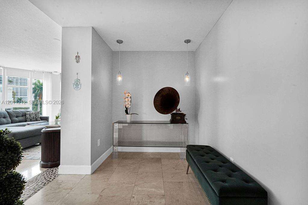 1800 Biscayne Plaza | Unit #306 Unit #306 | Picture 10