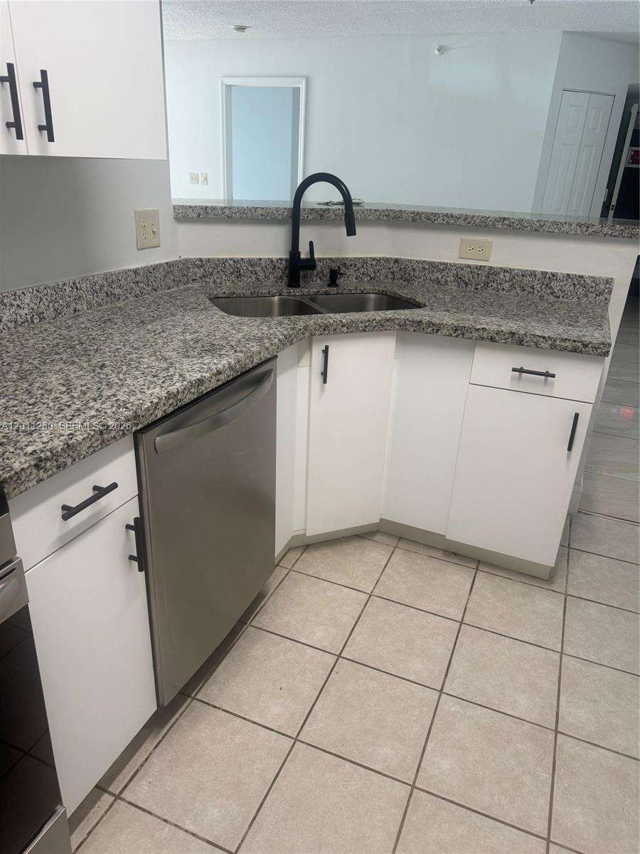 Evergreen Lakes | Unit #103 Unit #103 | Picture 30