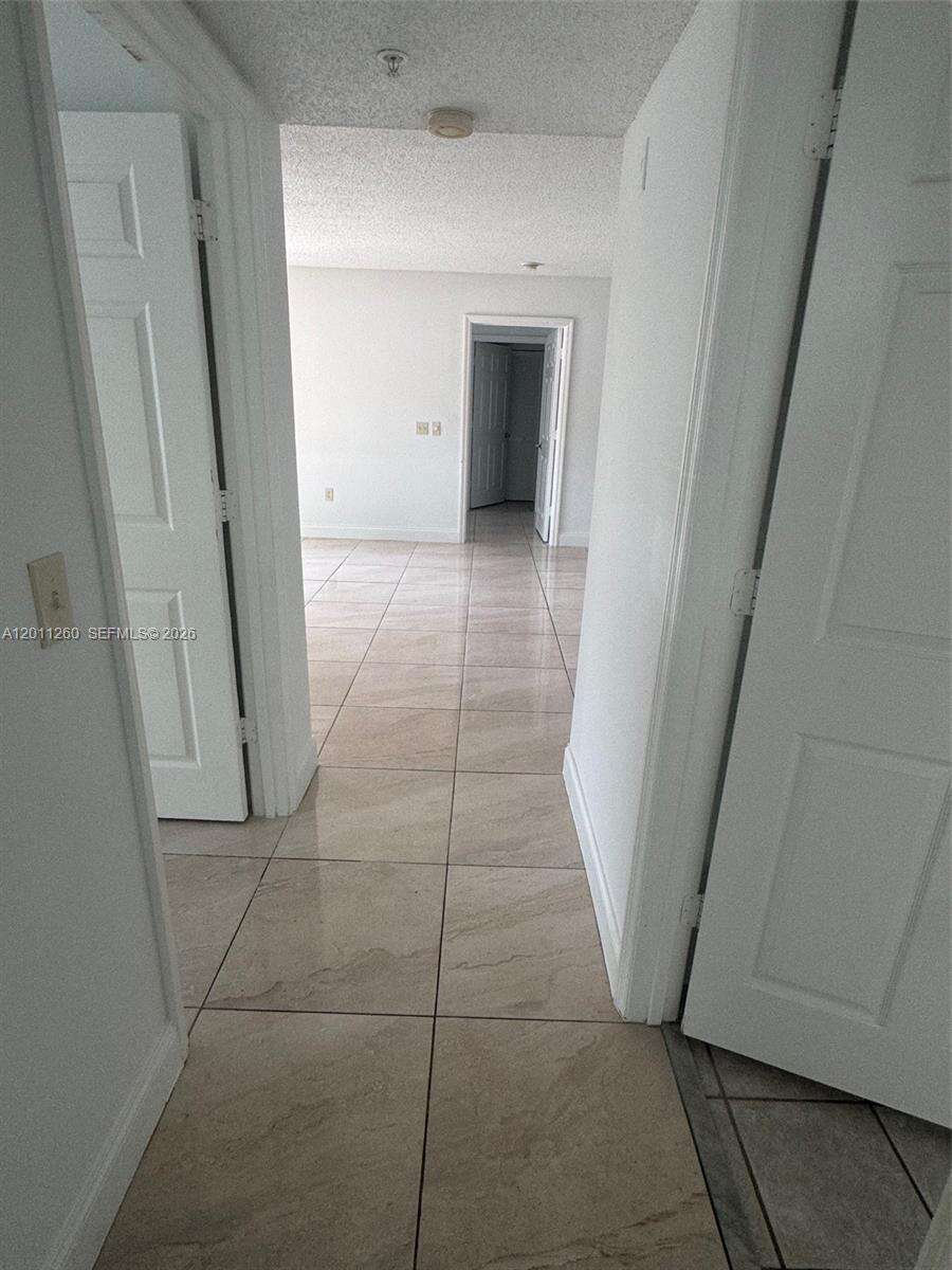 Evergreen Lakes | Unit #103 Unit #103 | Picture 43