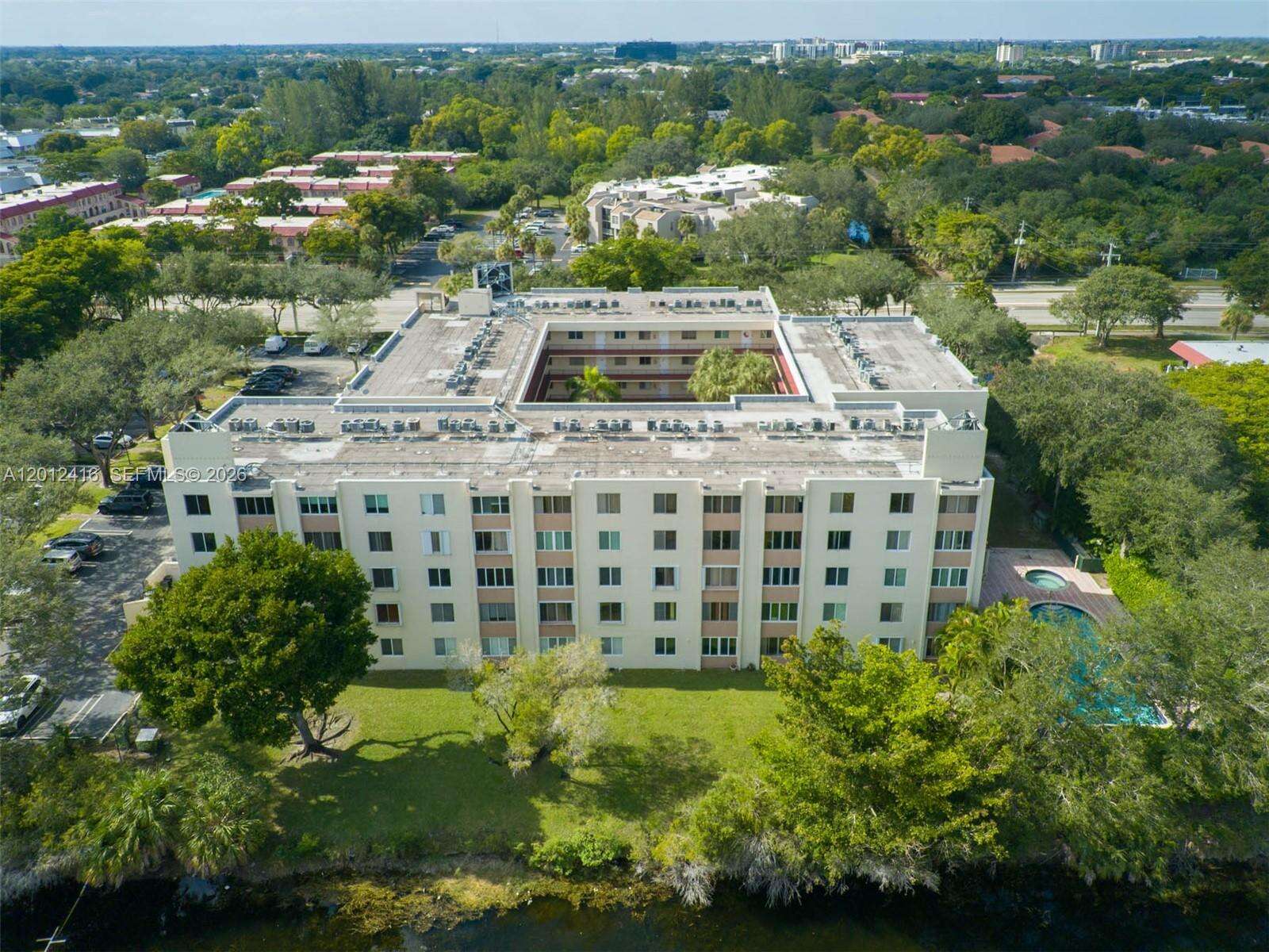 Palm Court | Unit #B-202 Unit #B-202 | Picture 2