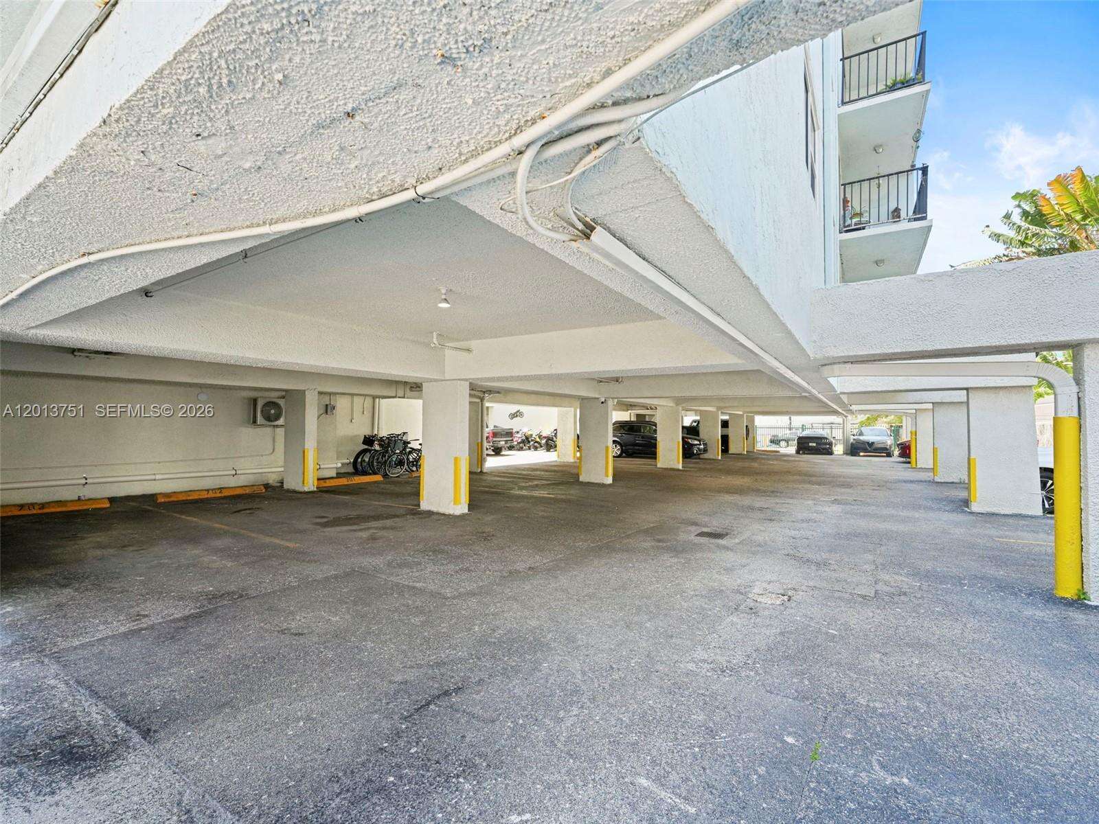 Collins Towers | Unit #204 Unit #204 | Picture 35