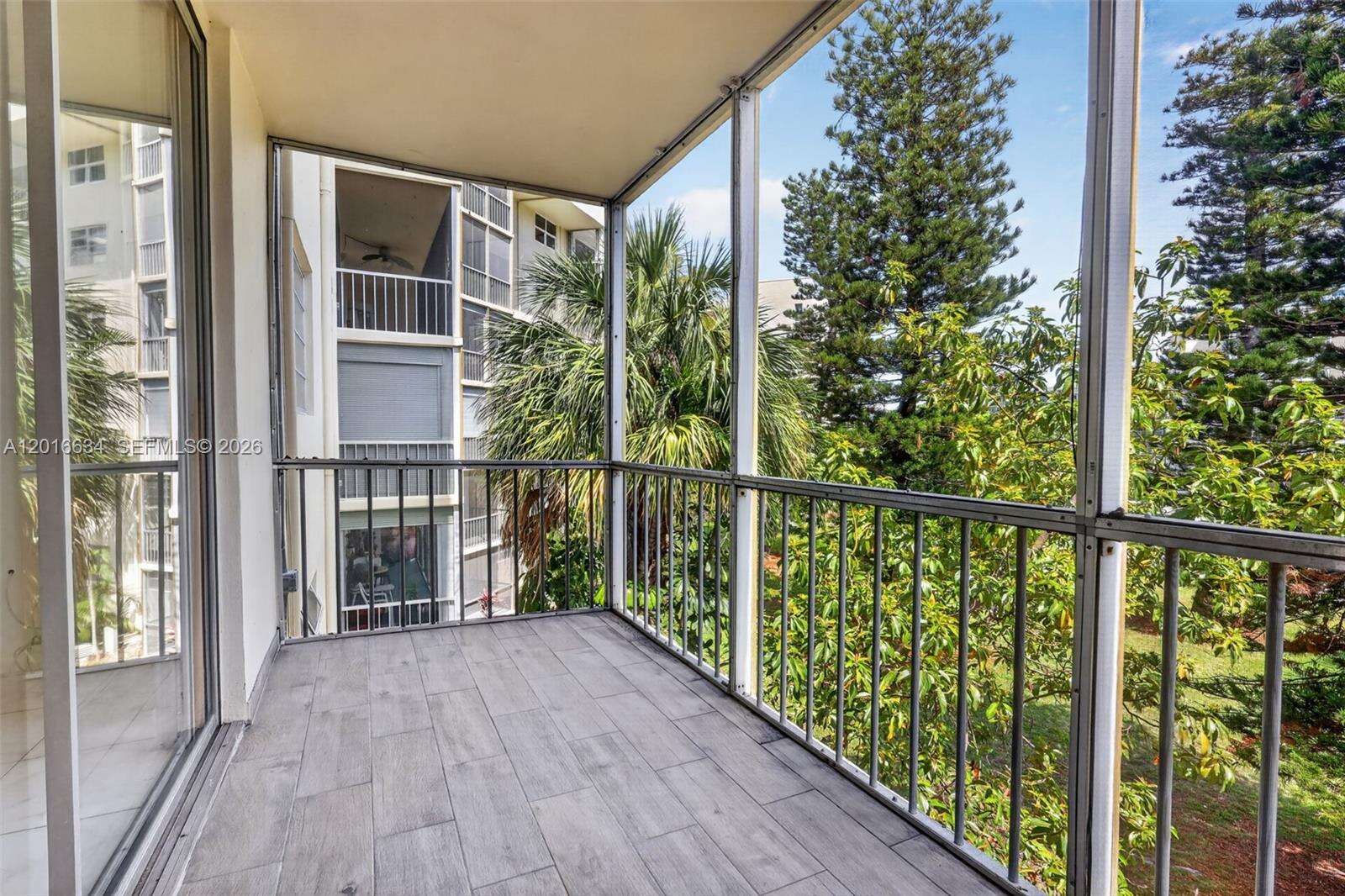 Point East Sec Iii Condominium | Unit #L311 Unit #L311 | Picture 12