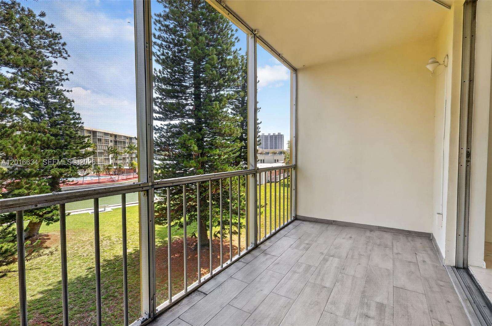 Point East Sec Iii Condominium | Unit #L311 Unit #L311 | Picture 14