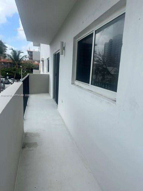 Harding Villas | Unit #305 Unit #305 | Picture 3