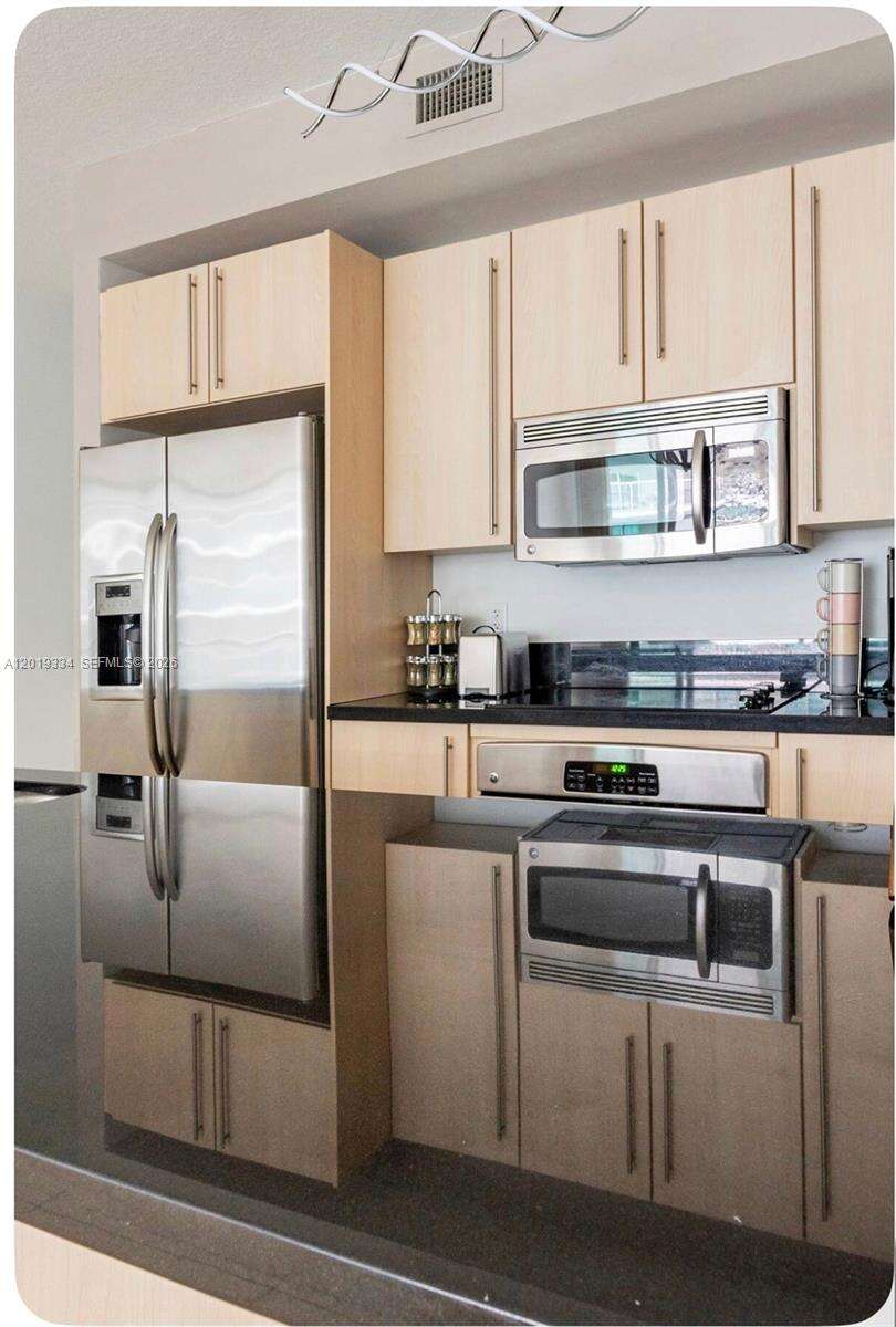The Axis On Brickell | Unit #2215 Unit #2215 | Picture 12