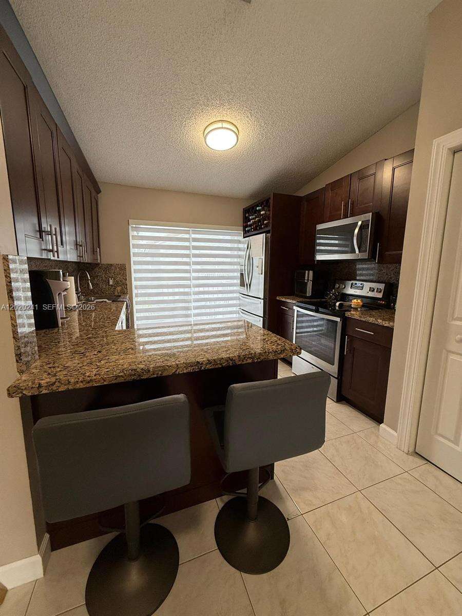 Lago Del Rey | Unit #2202 Unit #2202 | Picture 4