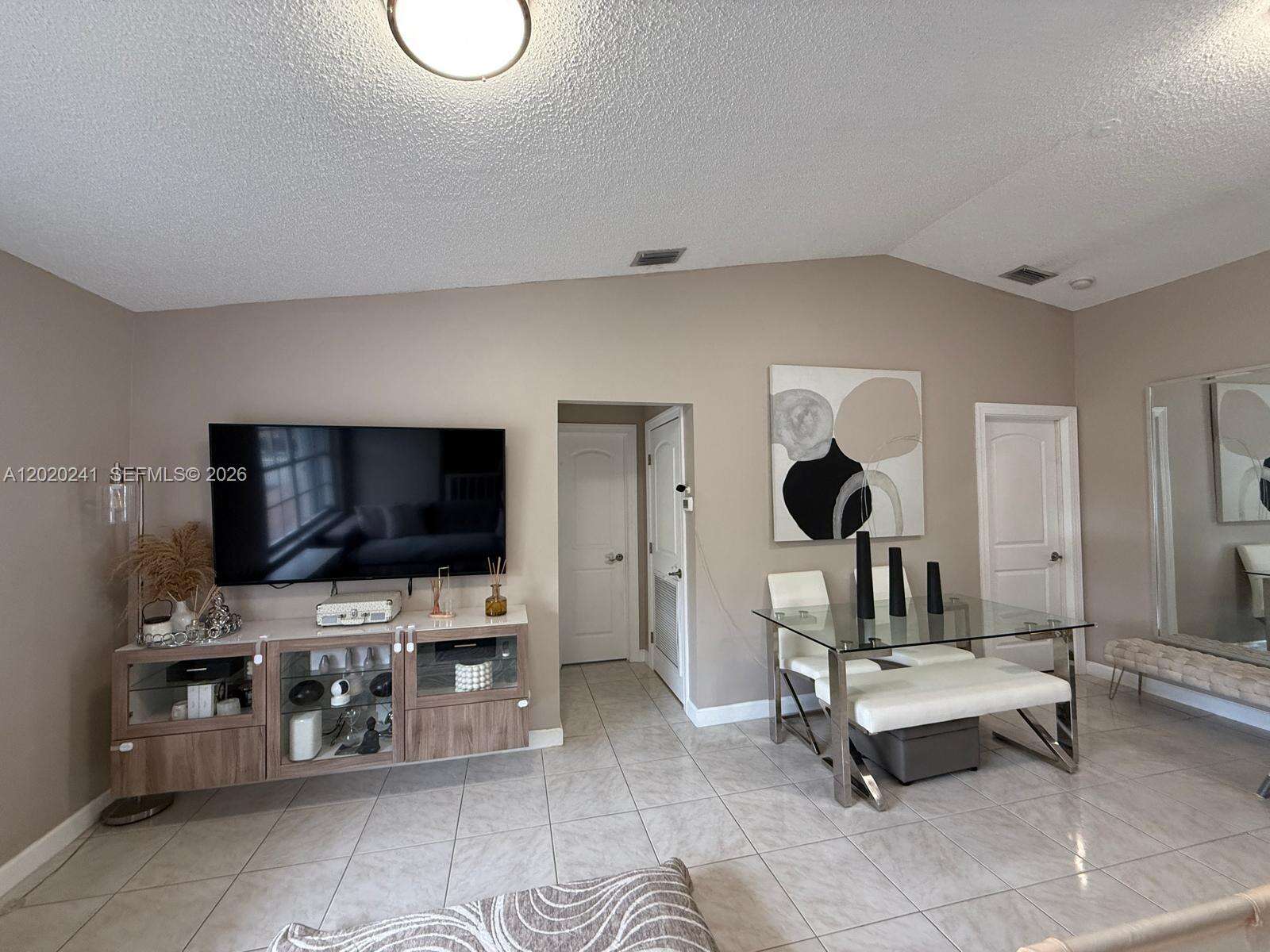 Lago Del Rey | Unit #2202 Unit #2202 | Picture 8
