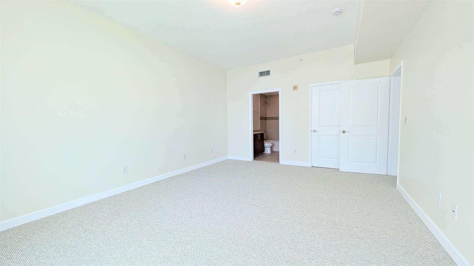 Ocean Marine Yacht Club | Unit #701 Unit #701 | Picture 9