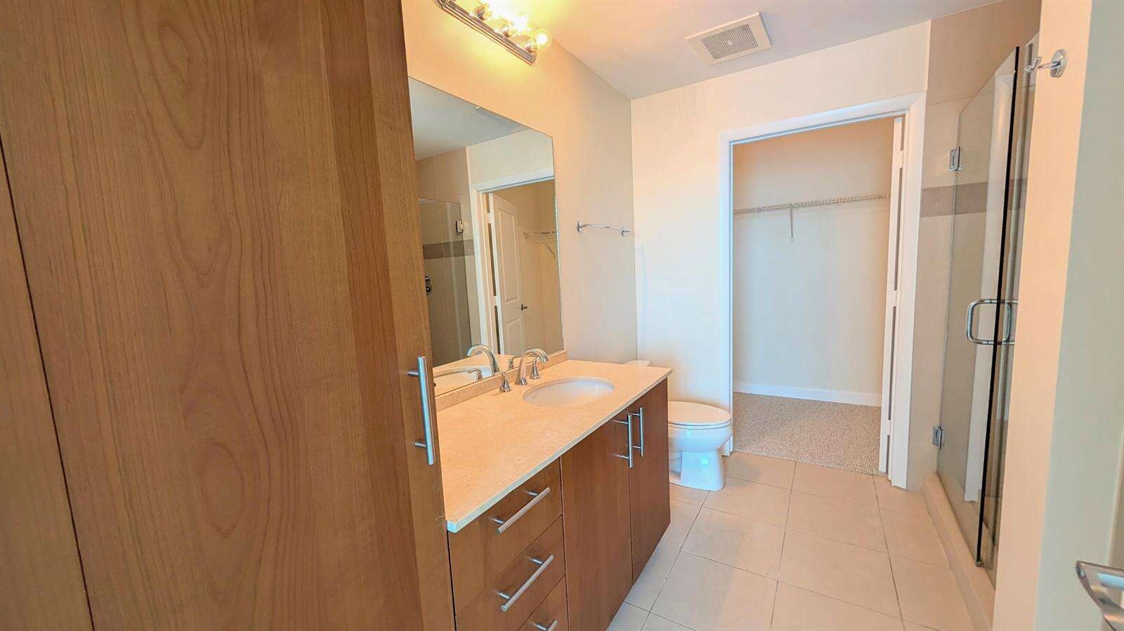 Ocean Marine Yacht Club | Unit #701 Unit #701 | Picture 10
