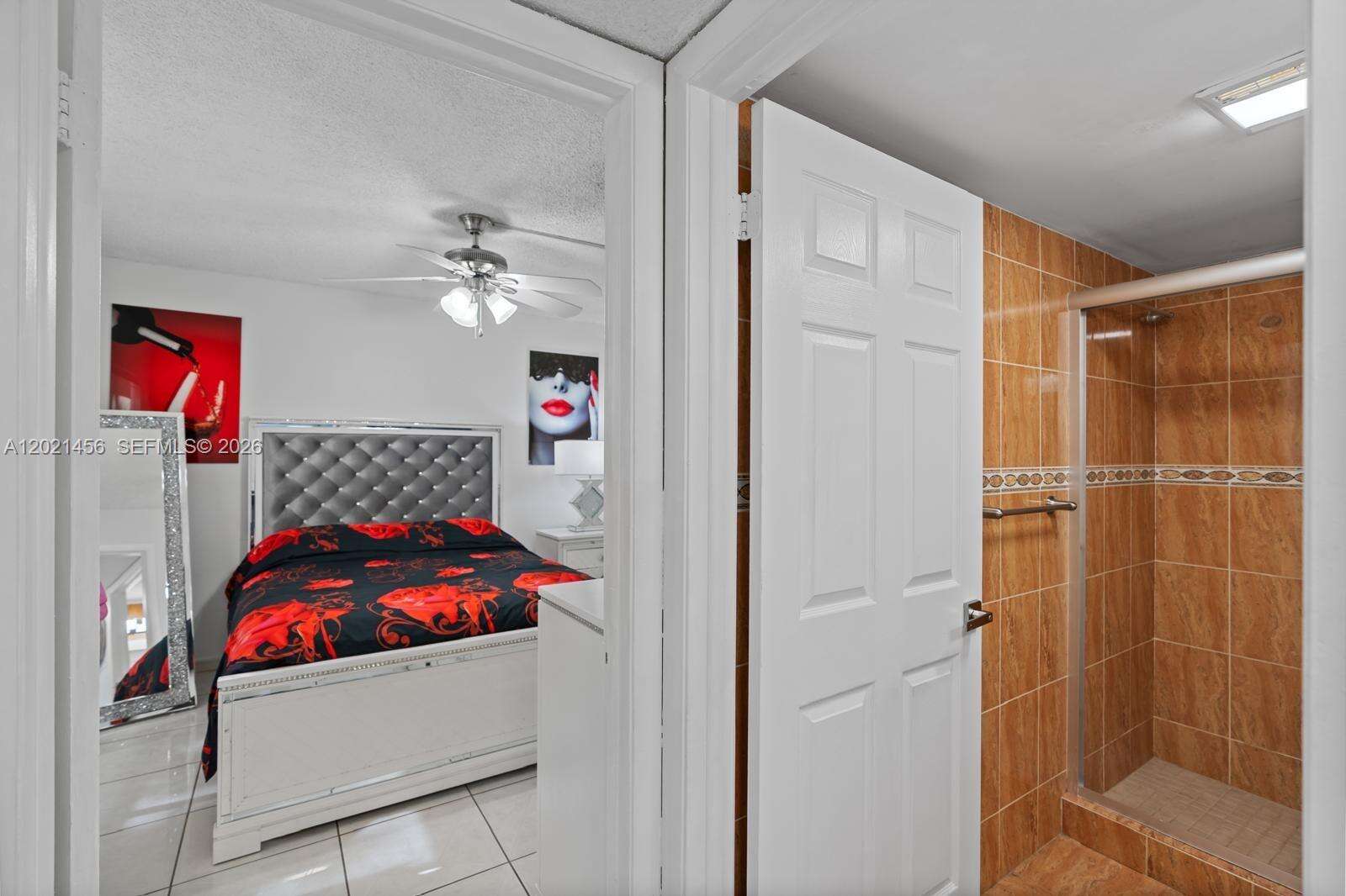 Les Chateaux At Intl Gdns | Unit #103 Unit #103 | Picture 36