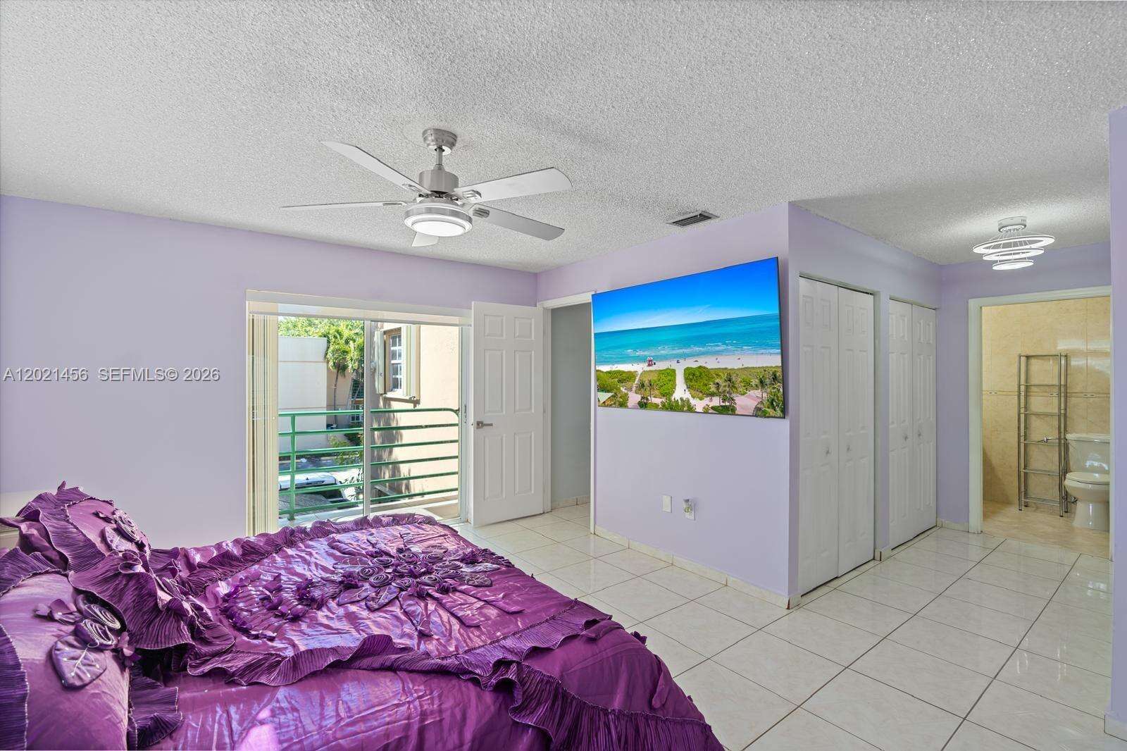 Les Chateaux At Intl Gdns | Unit #103 Unit #103 | Picture 7