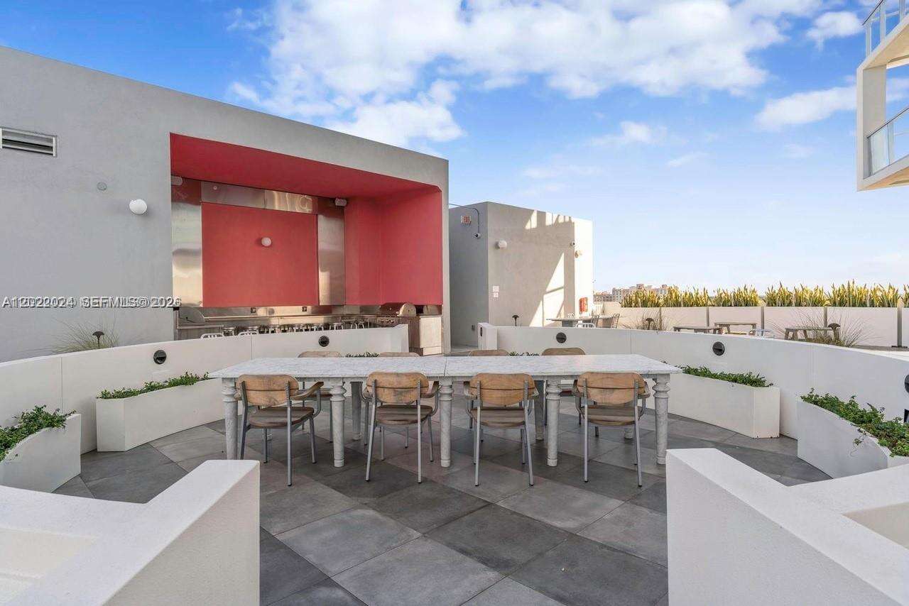 Metropica North Tower One | Unit #2202 Unit #2202 | Picture 22
