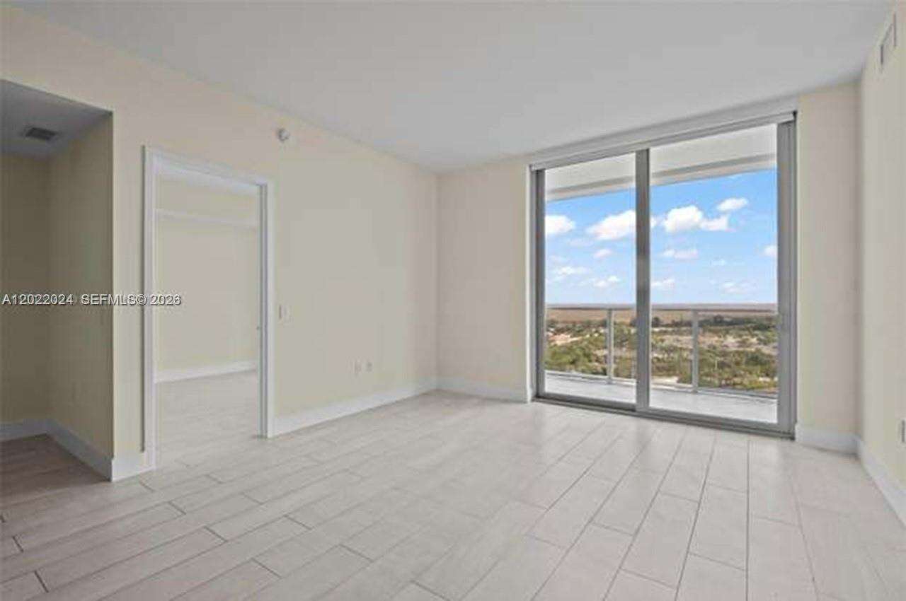 Metropica North Tower One | Unit #2202 Unit #2202 | Picture 7