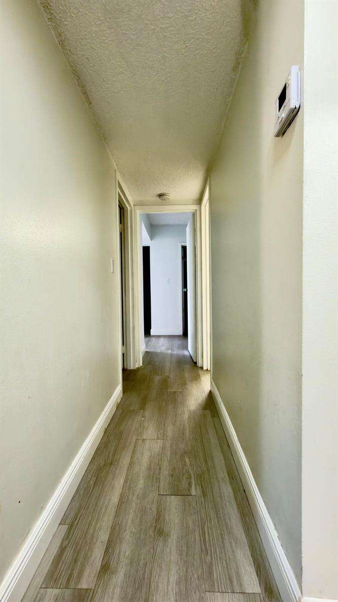 Heritage Circle | Unit #15-2a Unit #15-2a | Picture 4
