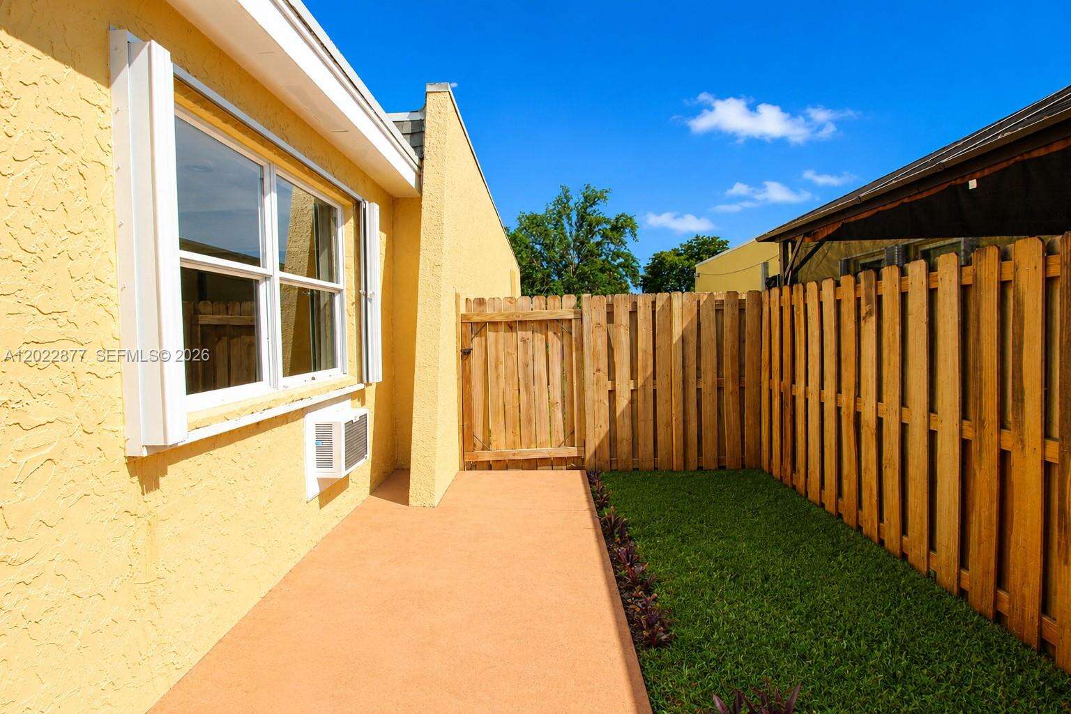 Country Club Of Miami Fairway Villas Section One | N/A N/A | Picture 22