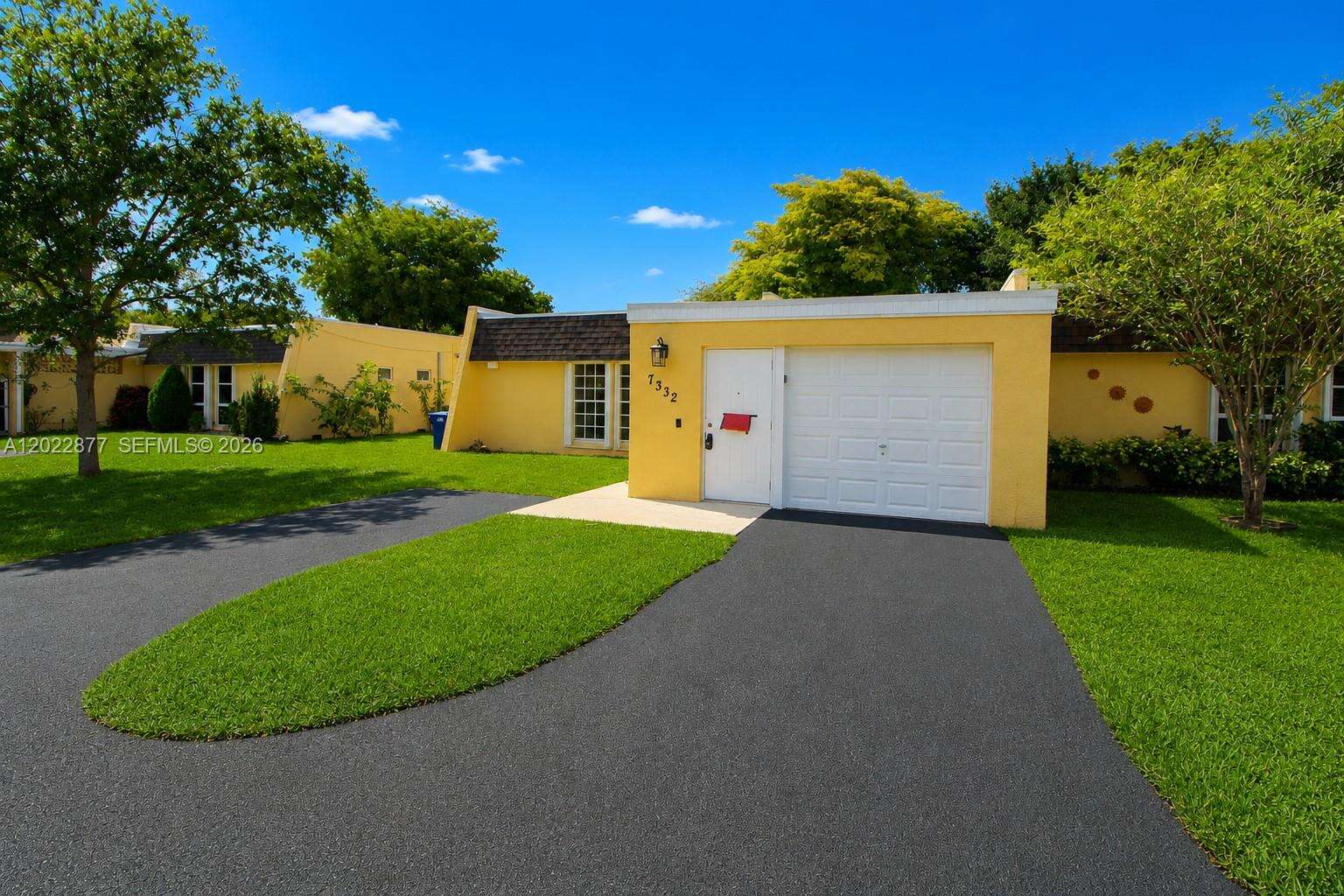 Country Club Of Miami Fairway Villas Section One | N/A N/A | Picture 25