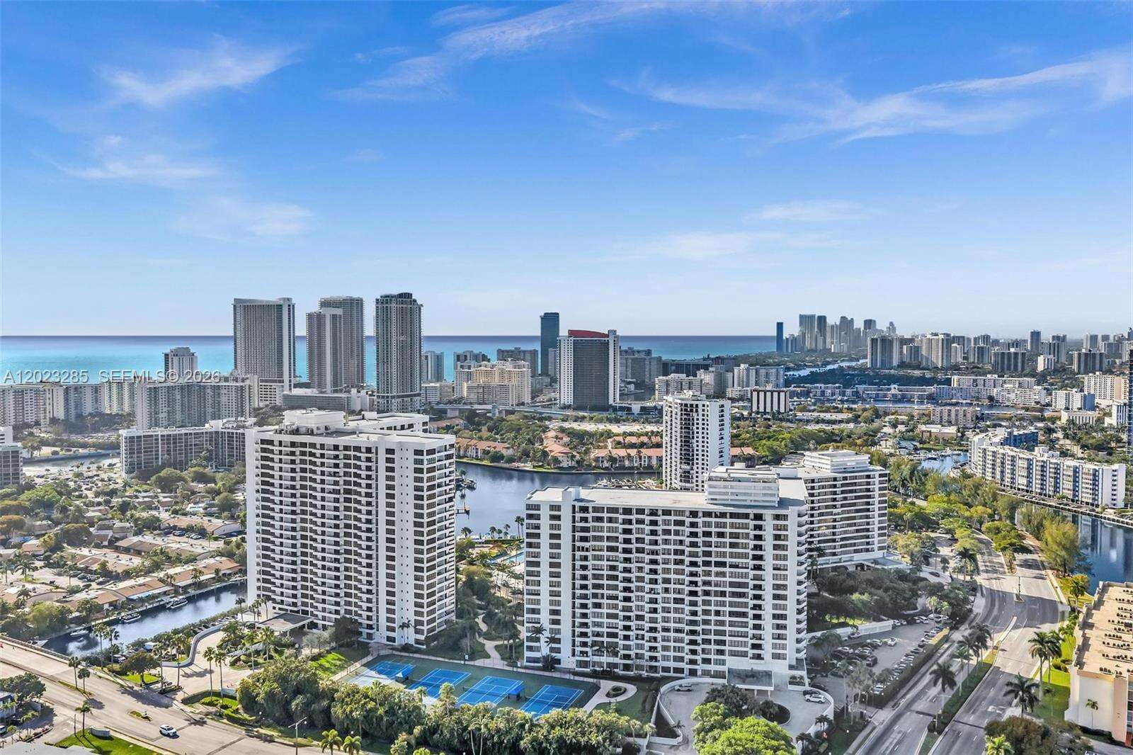 The Olympus Condo Phase C | Unit #1514 Unit #1514 | Picture 1