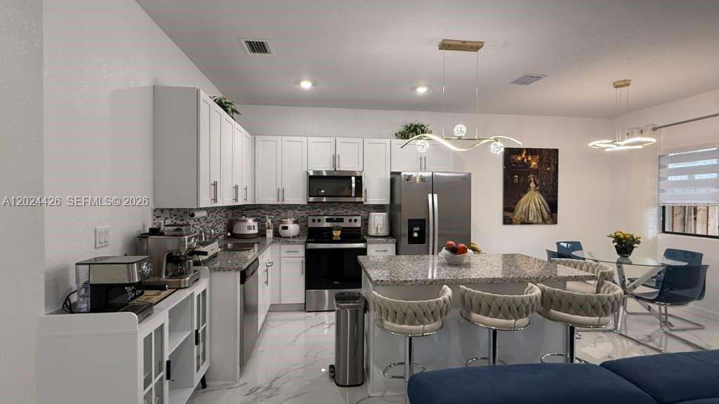 Tropical Breeze Townhouses | N/A N/A | Picture 6