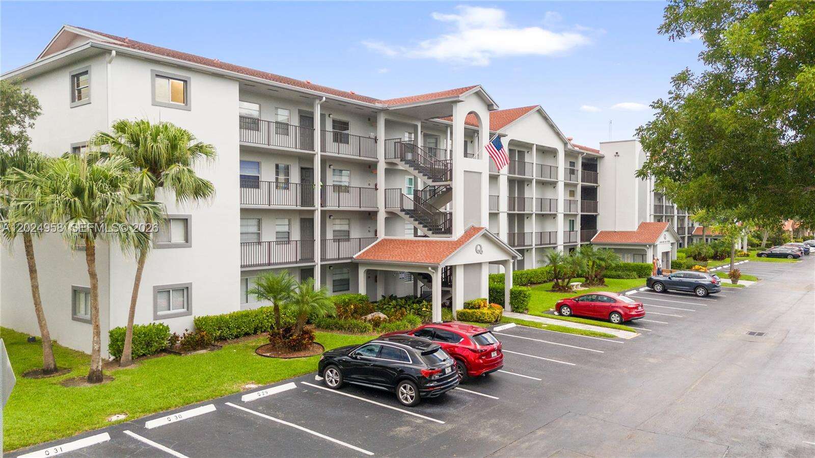 Cambridge At Century Village Condo Iii | Unit #109Q Unit #109Q | Picture 30