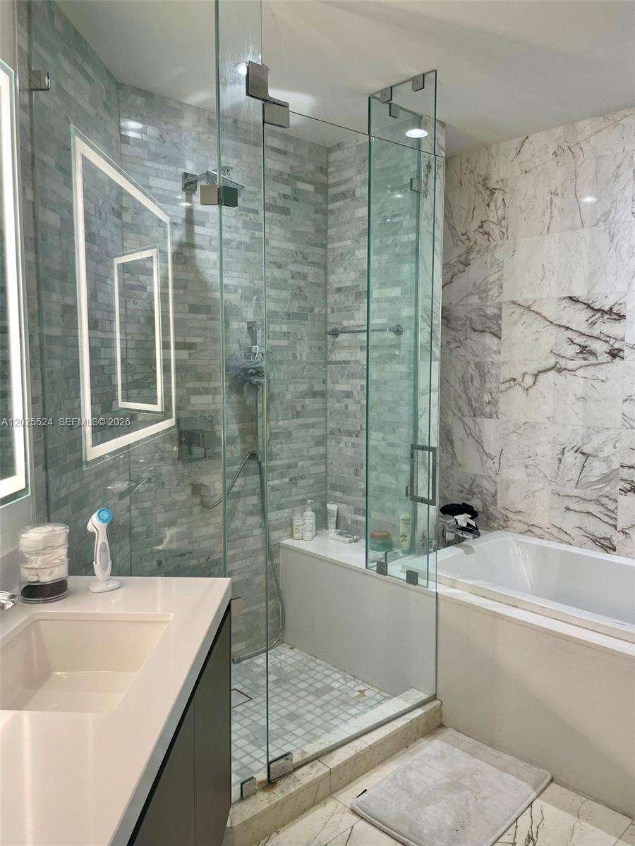 Paramount Miami Worldcenter | Unit #1808 Unit #1808 | Picture 19