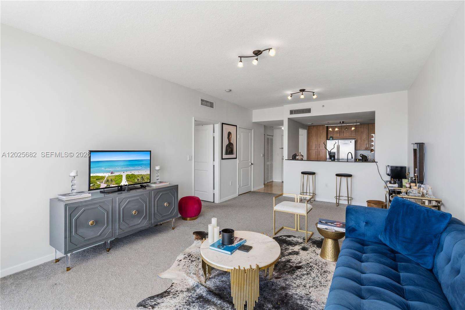 360 Condo B | Unit #704 Unit #704 | Picture 15