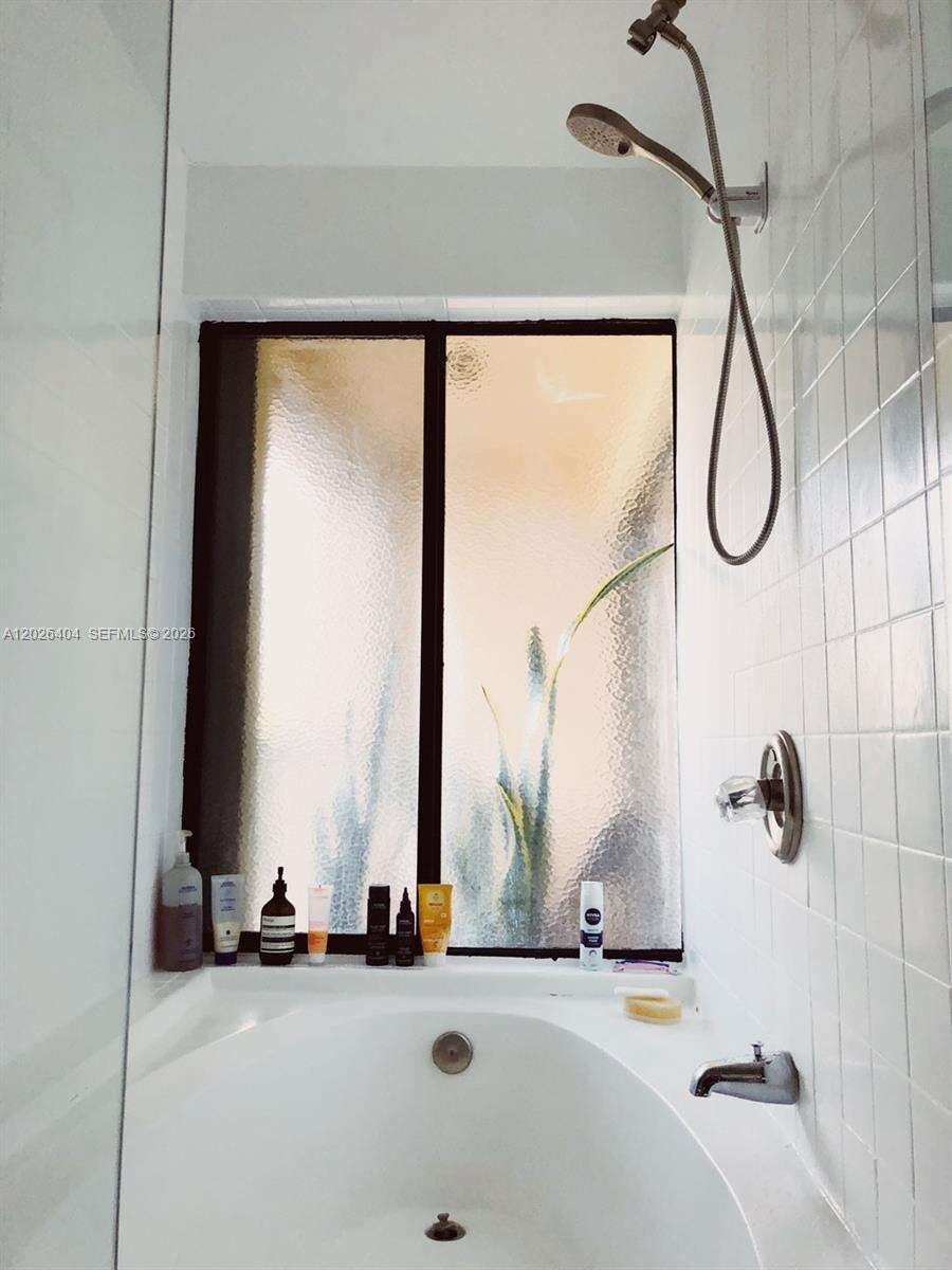 Brickell Forest | Unit #303B Unit #303B | Picture 15