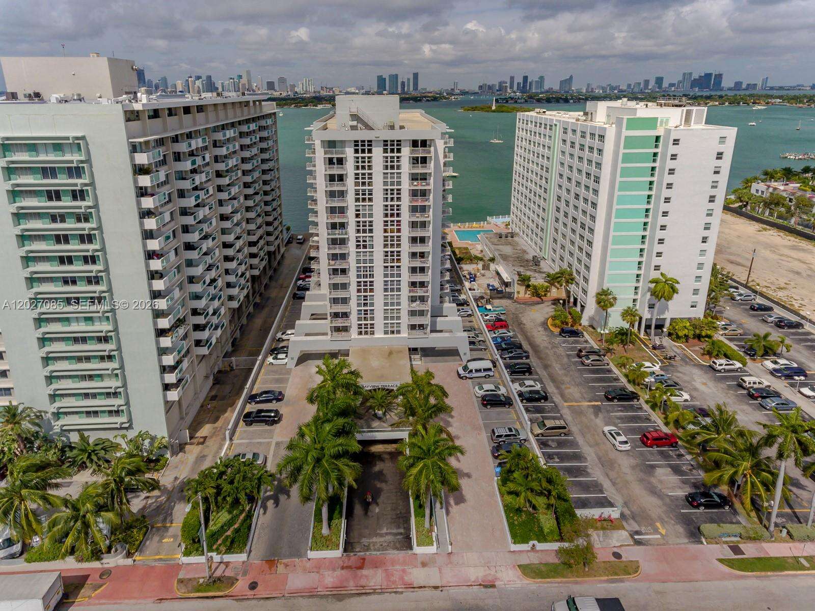 Bayview Terrace | Unit #1404 Unit #1404 | Picture 34