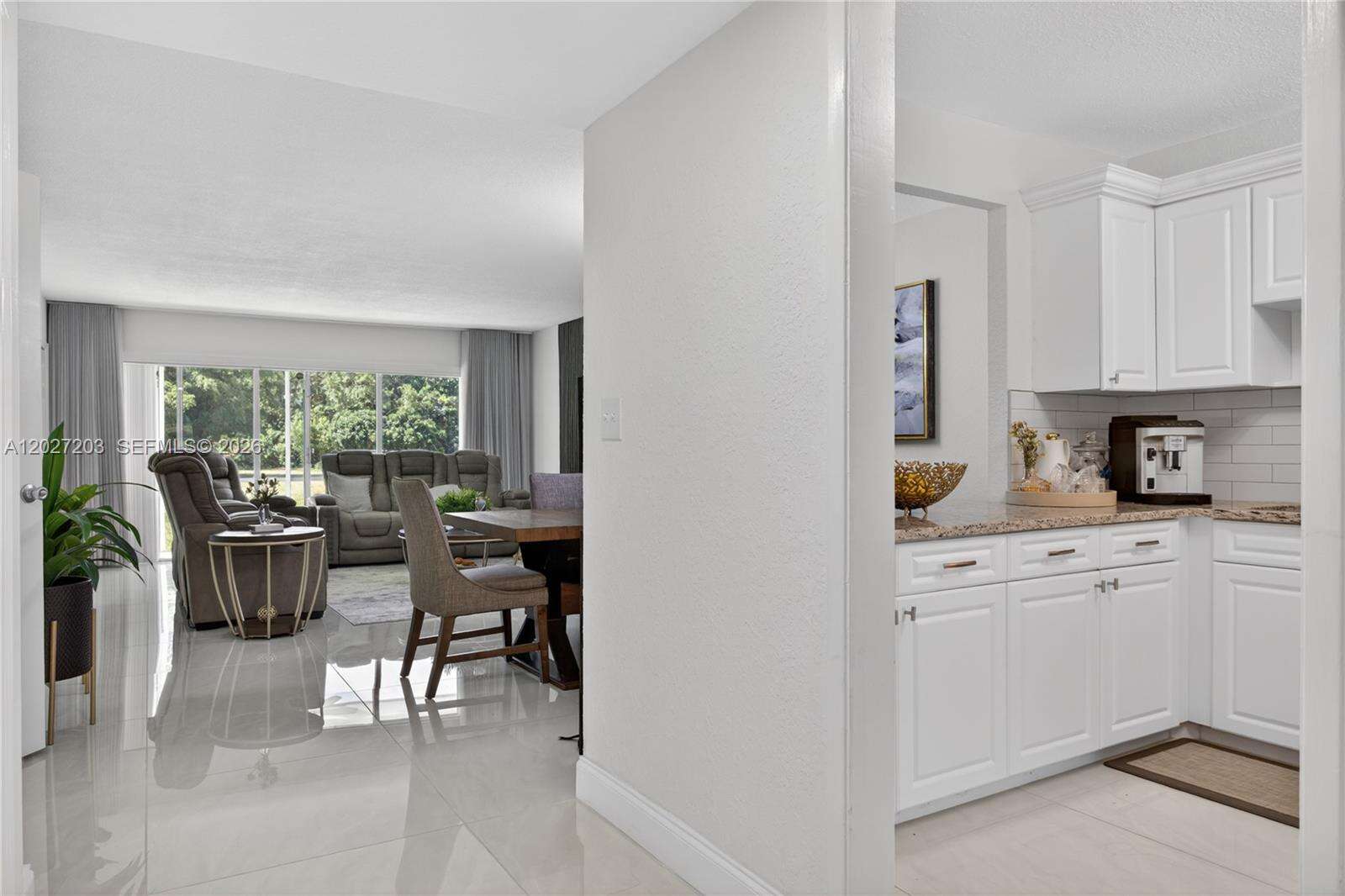 No 10 Palm Aire Country Club Apts | Unit #110 Unit #110 | Picture 3