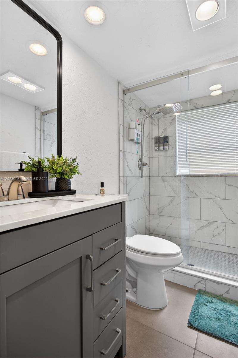 No 10 Palm Aire Country Club Apts | Unit #110 Unit #110 | Picture 28