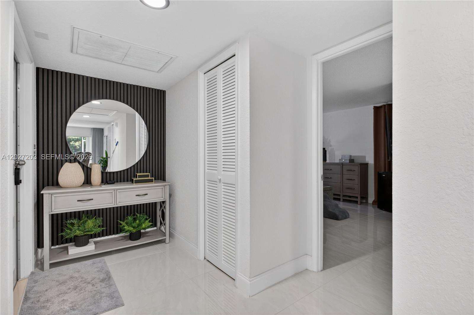 No 10 Palm Aire Country Club Apts | Unit #110 Unit #110 | Picture 6