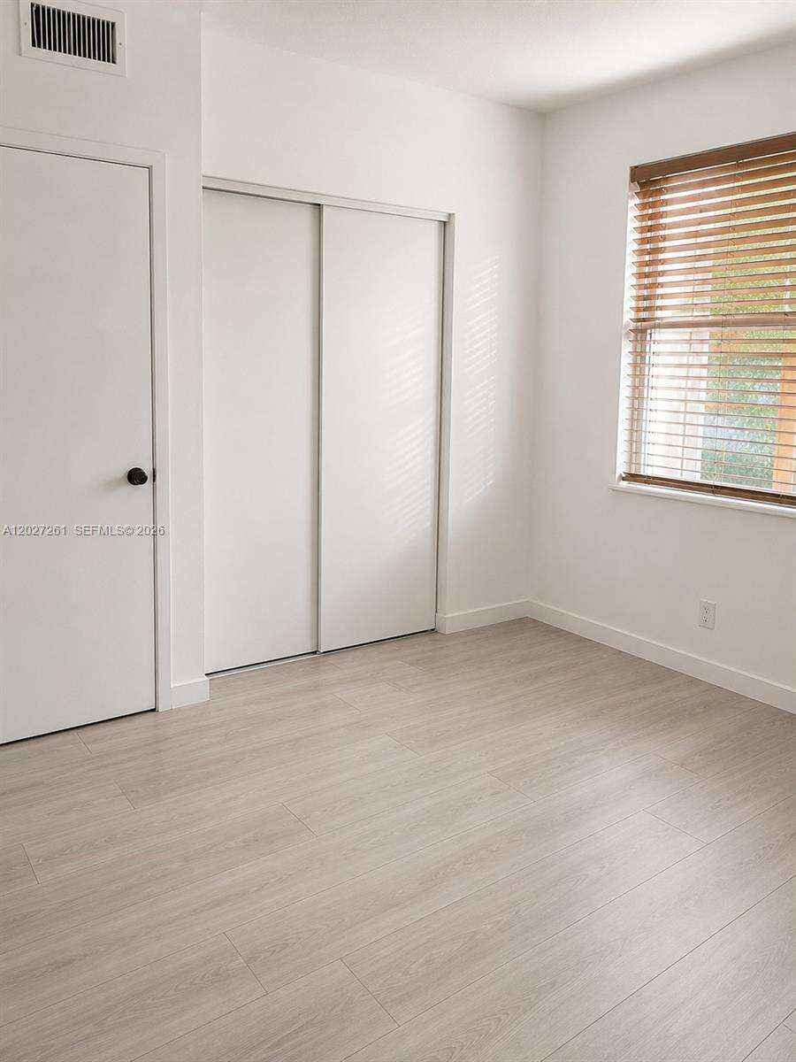 Bonaventure 82 43 B A | N/A N/A | Picture 12